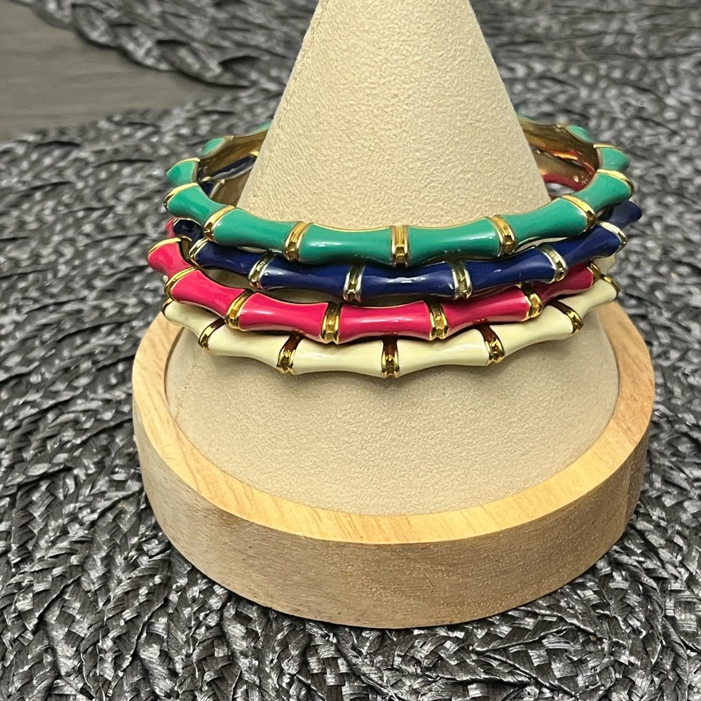 Stella & Dot size 7.5